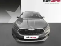 Usado Skoda Fabia Selection 95 CV (69 kW) 2025 Blanco Utilitario