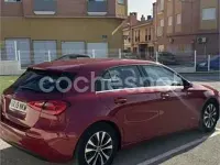 Usado Mercedes A180 136 CV (100 kW) 2023 Rojo Berlina
