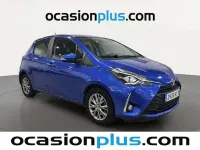 Usado Toyota Yaris Active 111 CV (81 kW) 2017 Azul Utilitario