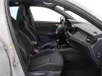 Usado Skoda Scala 115 CV (84 kW) 2025 Gris Utilitario