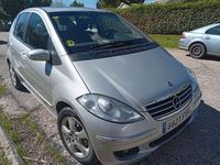 Usado Mercedes A180 109 CV (80 kW) 2007 Gris Utilitario