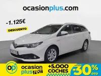 Käytetty Toyota Auris Hybrid Active 136 HP (100 kW) 2016 Valkoinen Farmari