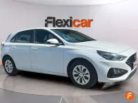 Usado Hyundai i30 120 CV (88 kW) 2022 Blanco Utilitario