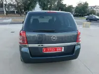 Usado Opel Zafira 110 CV (80 kW) 2010 Azul Monovolumen