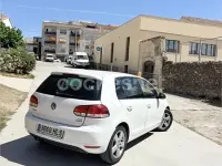 Usado VW Golf VII 105 CV (77 kW) 2012 Blanco Berlina