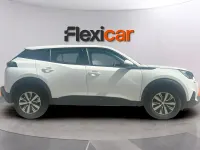 Usado Peugeot 2008 Active 110 CV (80 kW) 2021 Blanco SUV