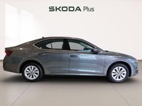 Nuevo Skoda Octavia Selection 116 CV (85 kW) 2025 Gris