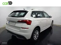 Usado Skoda Kamiq Ambition 110 CV (80 kW) 2021 Blanco SUV