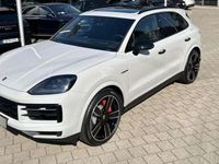 Usado Porsche Cayenne S E-Hybrid 519 CV (381 kW) 2024 Gris SUV