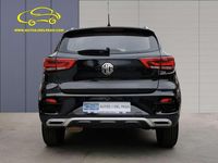 Usado MG ZS Luxury 111 CV (81 kW) 2022 Negro SUV