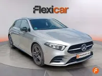 Usado Mercedes A180 109 CV (80 kW) 2020 Gris Utilitario