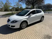 Usado Seat Leon Reference 105 CV (77 kW) 2010 Blanco Utilitario