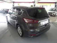 Usado Ford S-MAX Titanium 150 CV (110 kW) 2022 Gris Monovolumen