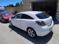Usado Opel Astra GTC Enjoy 120 CV (88 kW) 2008 Blanco Berlina