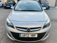Usado Opel Astra Business 110 CV (80 kW) 2013 Gris / plata Familiar