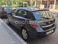 Begagnad Opel Astra Cosmo 100 HK (73 kW) 2009 Svart Sedan