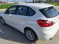 Usado BMW 216 Active Tourer 116 HP (85 kW) 2016 Branco Monovolume