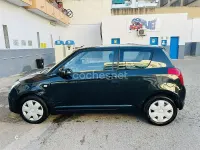 Usado Suzuki Swift GL 92 CV (67 kW) 2007 Negro Utilitario