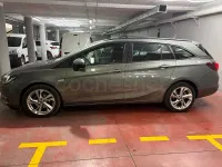 Usado Opel Astra Edition 105 CV (77 kW) 2021 Gris / plata Familiar