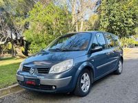 Usado Renault Grand Scénic II Dynamique 131 CV (96 kW) 2007 Plateado Monovolumen