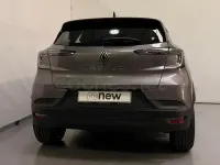 Usado Renault Captur Evolution 100 CV (73 kW) 2025 Gris / plata SUV