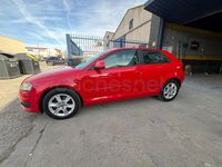 Usado Audi A3 Attraction 105 CV (77 kW) 2010 Rojo Utilitario