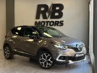 Usado Renault Captur Zen 120 CV (88 kW) 2017 Gris / plata SUV