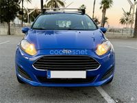 Usado Ford Fiesta Trend 75 CV (55 kW) 2013 Azul Berlina