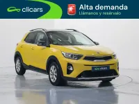 Usado Kia Stonic 84 CV (61 kW) 2018 Amarillo SUV
