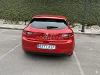 Usado Renault Mégane LIMITED 140 CV (102 kW) 2019 Rojo Berlina
