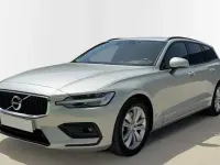 Usado Volvo V60 Momentum 2018 Plateado Familiar