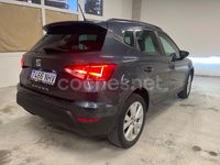 Usado Seat Arona Style 115 CV (84 kW) 2018 Gris / plata SUV