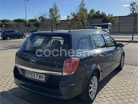Usado Opel Astra Cosmo 120 CV (88 kW) 2007 Azul Familiar