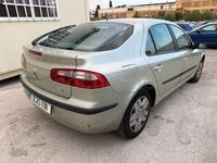 Usado Renault Laguna II Expression 110 CV (80 kW) 2002 Gris / plata Berlina
