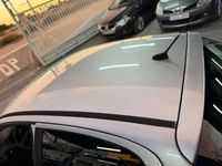 Usado Peugeot 206 90 CV (66 kW) 2005 Gris Utilitario