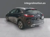Usado Kia XCeed 100 CV (73 kW) 2024 Negro SUV