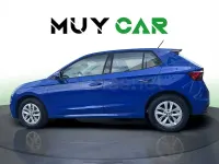 Usado Skoda Fabia Essence 80 CV (58 kW) 2024 Azul Utilitario