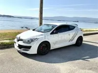 Usado Renault Mégane Coupé Trophy 275 CV (202 kW) 2015 Blanco Coupe
