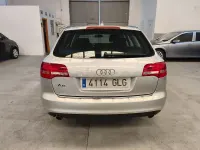 Usado Audi A6 136 CV (100 kW) 2009 Gris / plata Familiar