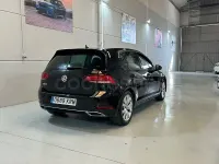 Usado VW Golf VII Sportline 131 CV (96 kW) 2018 Negro Berlina