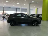Usado Kia Niro 129 CV (94 kW) 2024 Gris SUV
