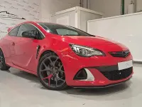 Usado Opel Astra GTC OPC 280 CV (205 kW) 2013 Rojo Berlina