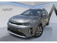 Usado Kia Stonic 100 CV (73 kW) 2025 Plateado SUV