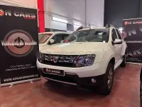 Usado Dacia Duster Lauréate 109 CV (80 kW) 2014 Blanco SUV