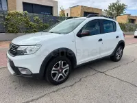 Usado Dacia Sandero Essentiel 91 CV (66 kW) 2021 Blanco Berlina