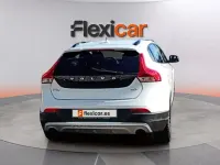 Usado Volvo V40 Momentum 150 CV (110 kW) 2017 Blanco Berlina