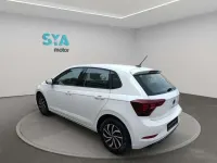 Usado VW Polo Life 95 CV (69 kW) 2023 Blanco Utilitario