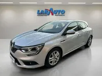 Usado Renault Mégane IV Bose Edition 110 CV (80 kW) 2017 Gris / plata Berlina