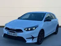 Usado Kia Ceed Style 100 CV (73 kW) 2025 Blanco Utilitario