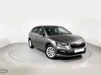 Usado Skoda Scala Ambition 95 CV (69 kW) 2024 Gris Utilitario
